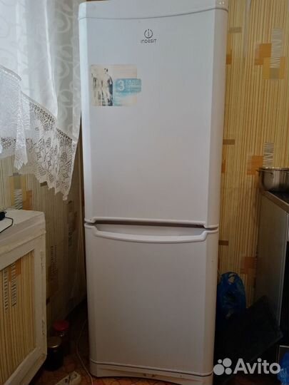 Холодильник бу