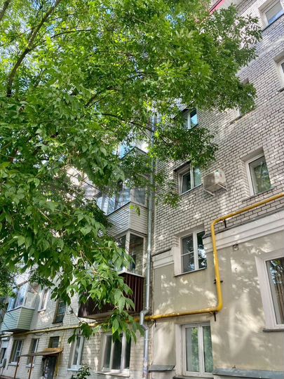 2-к. квартира, 47 м², 3/5 эт.