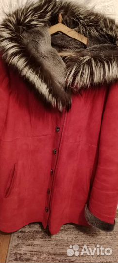 Дубленка натуральная женская с капюшоном