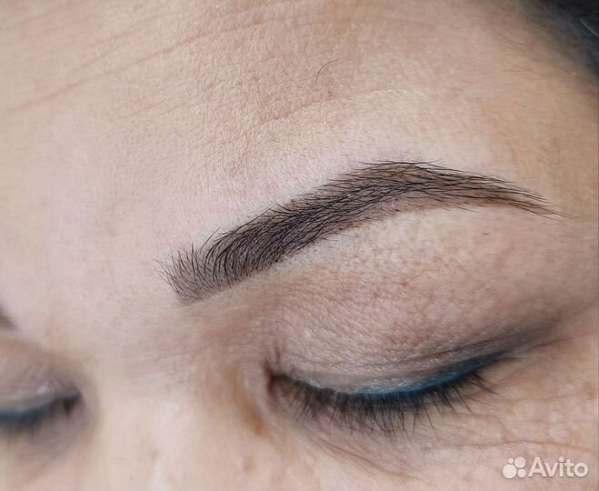 Мастер бровист