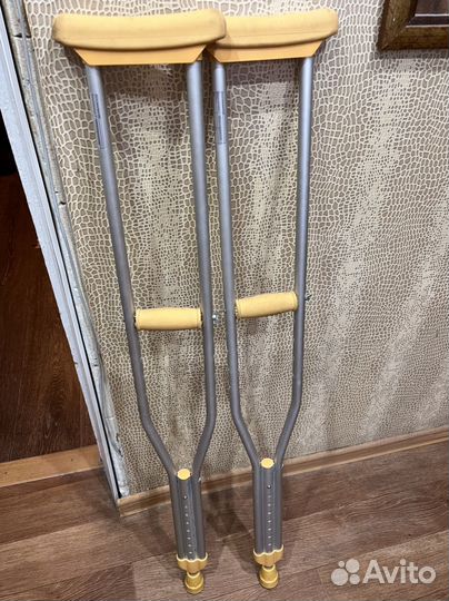 Костыли подмышечные