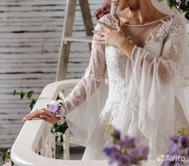 Свадебное платье