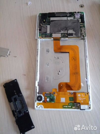 Sony Xperia T3 на запчасти. Экран sony t3