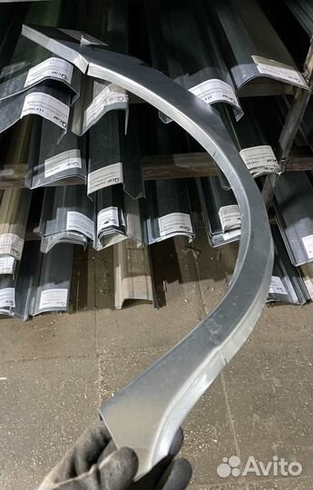 Арка левая Subaru Impreza GC 1992-2000 седан