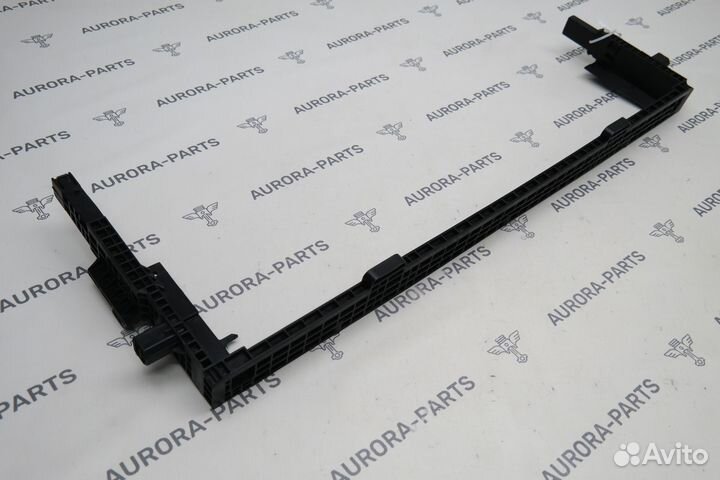 Кронштейн LiXiang L9 2022-2023