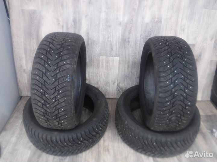 Nokian Tyres Hakkapeliitta 8 SUV 265/50 R20