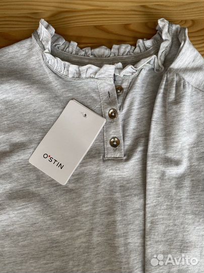 Лонгслив для девочки Ostin 152 Новый
