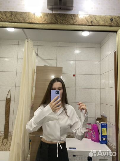 Атласная блузка белая