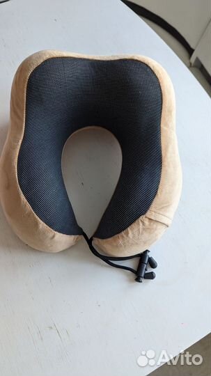 Подушка для путешествий