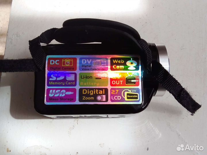 Продаю Sony камеру