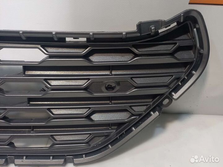 Решотка радиатора Toyota Rav 4,XA50