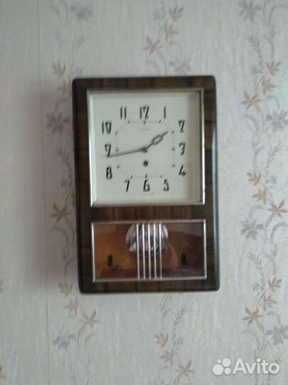 Старинные настенные часы