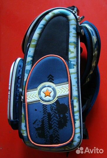 Школьный ранец Hummingbird 