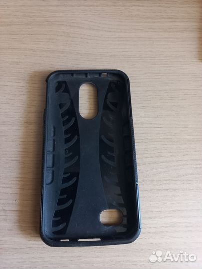 Чехлы на телефон