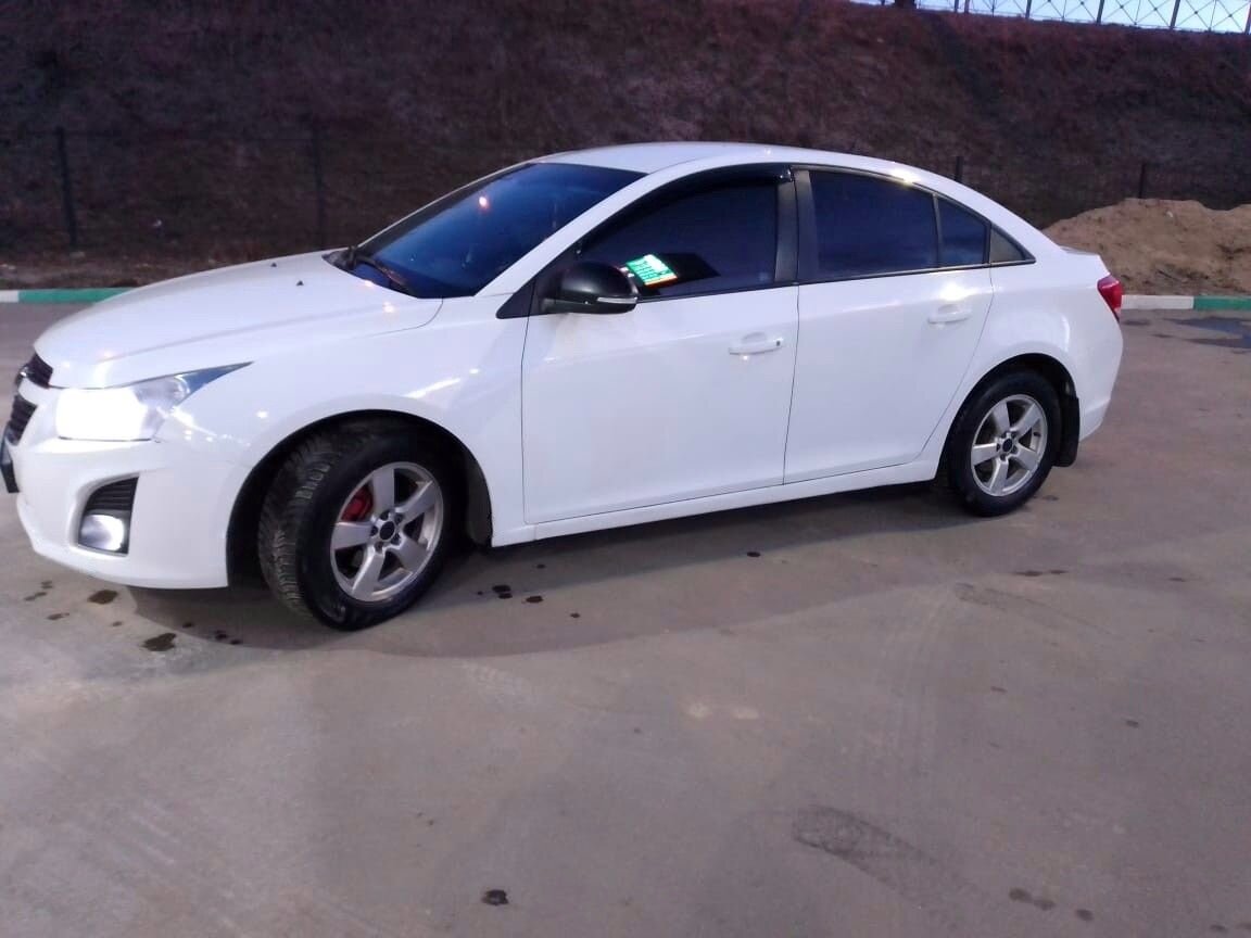 Chevrolet Cruze: фото владельца