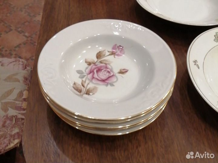 Тарелки СССР разные