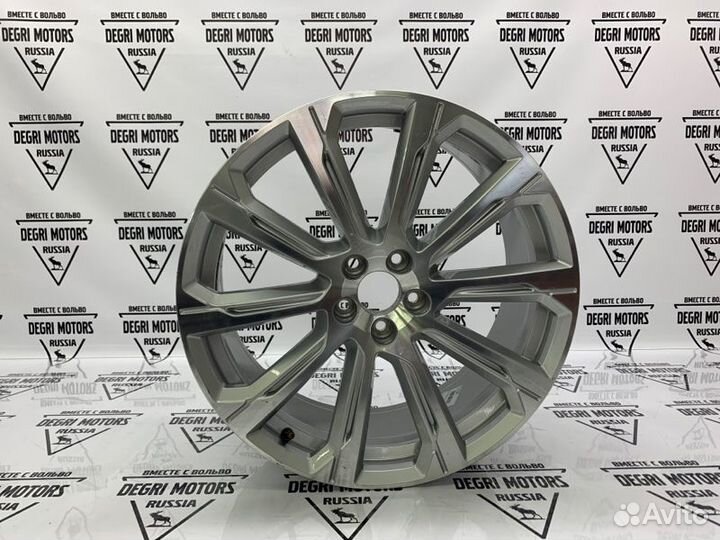 Диск колесный R20 оригинал Volvo S90 S90L V90 17
