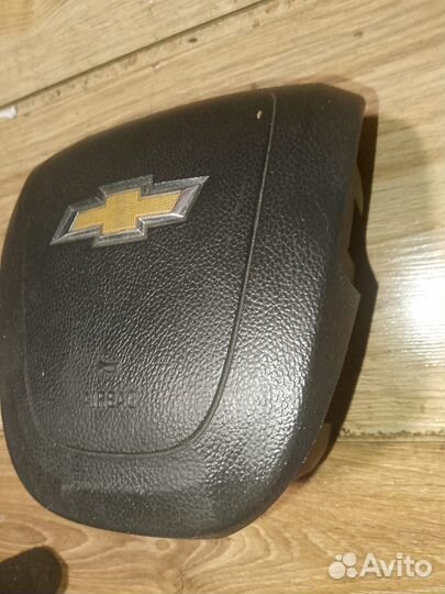 Подушка безопасности в руль Chevrolet Cruze 1