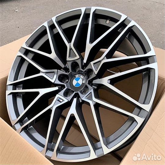 Диски 818 M-стиль на BMW бмв X6 G06 R20