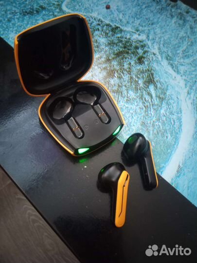 Беспроводные наушники