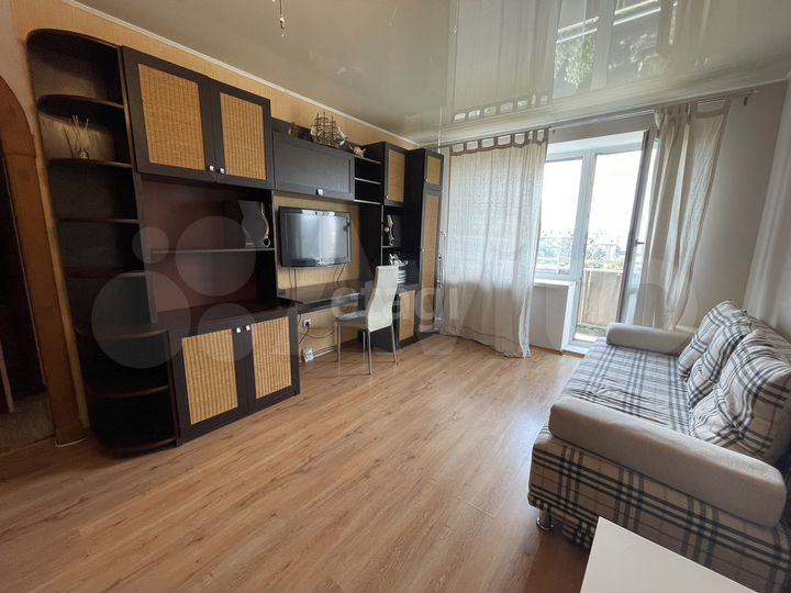 1-к. квартира, 40 м², 8/9 эт.