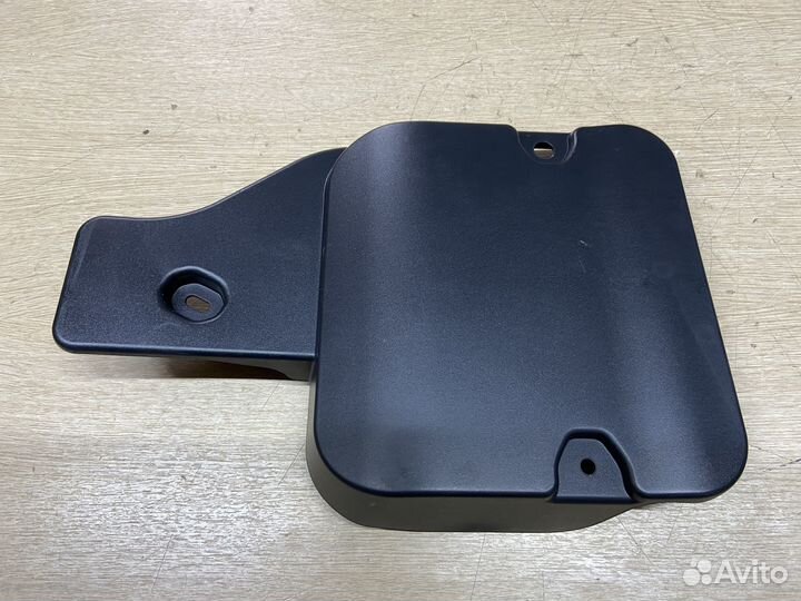 Накладка усилителя звука Toyota Camry 75