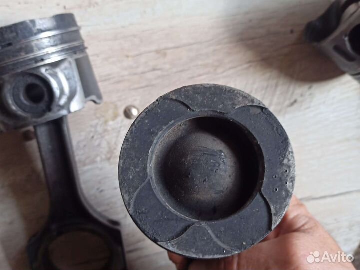 Поршень land cruiser 200 4,5 дизель