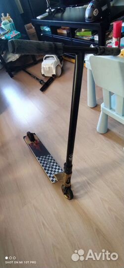 Трюковой самокат Tech team draco