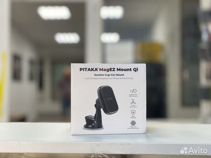 Автомобильный держатель с зарядкой Pitaka