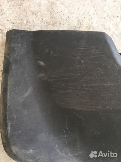 Накладка заднего бампера левая Ford Kuga(1747)