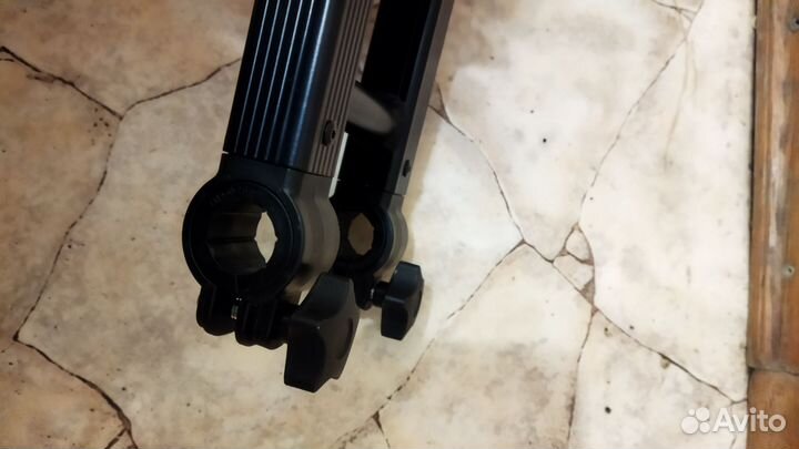 Кресло Аргентум и педана флагман