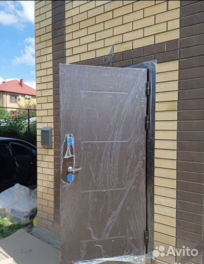 Дверь входная утепленная