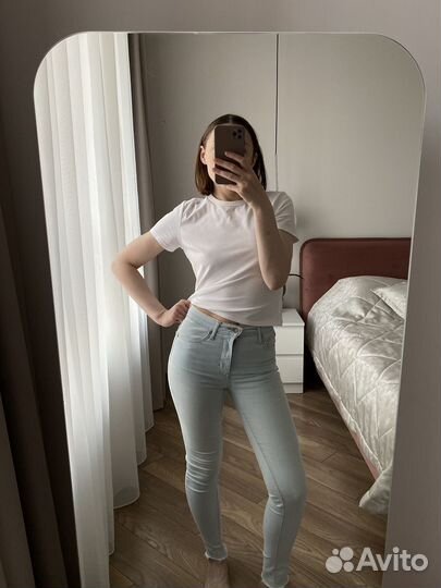 Джинсы skinny Levis premium 25р