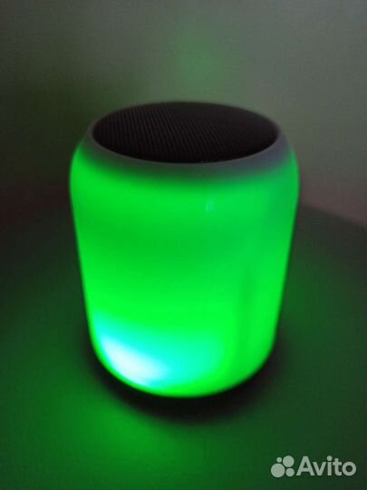 Беспроводная колонка с подсветкой