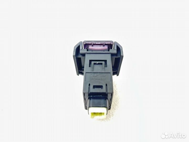 Кнопка аварийной сигнализации Kia K5 DL3 G4NA 2021