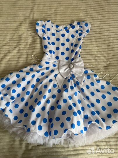 Платье на девочку
