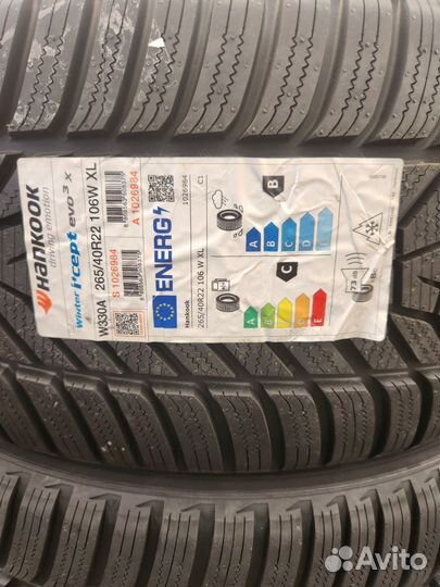 Hankook Winter I'Cept Evo 3 X W330A 265/40 R22 106W