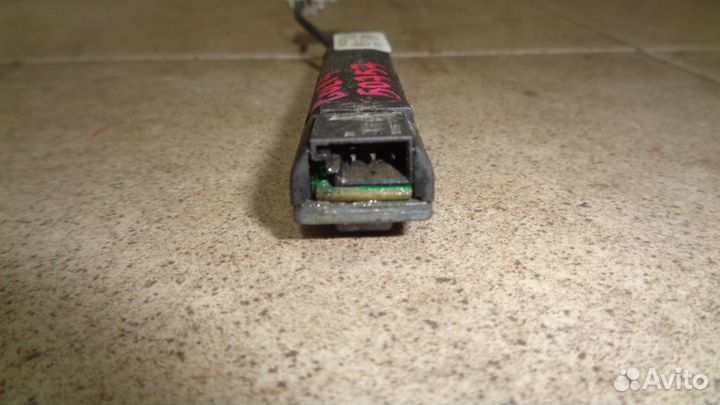 Усилитель антенны VW Golf Plus 2005-2014