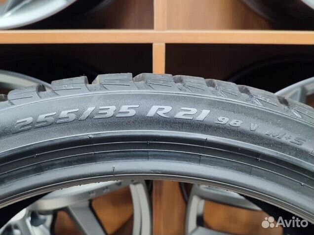 Pirelli Winter Sottozero 3 255/35 R21