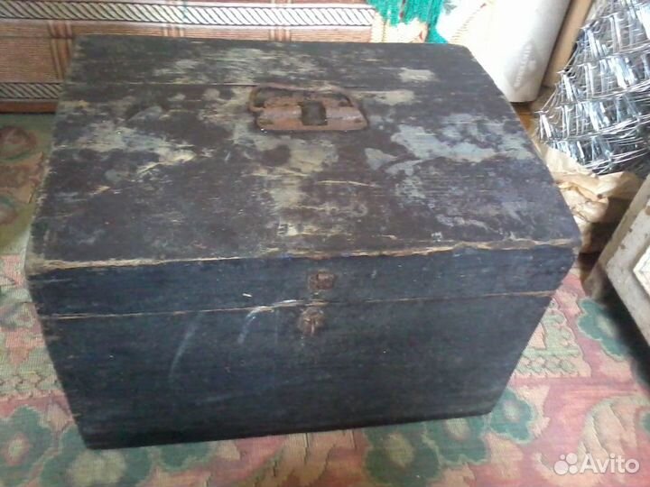 Старинный сундук