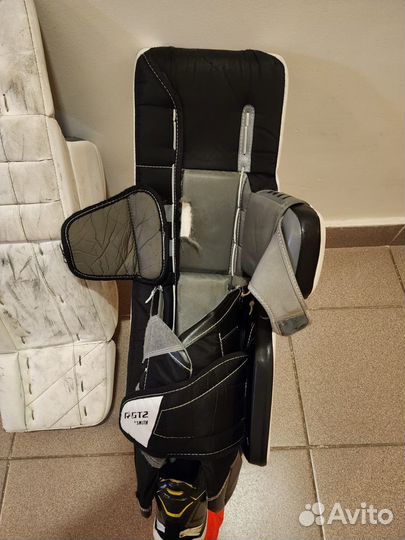 Продам вратарские щитки 28+1