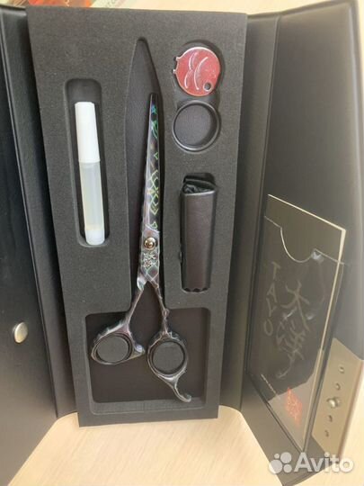 Парикмахерские ножницы