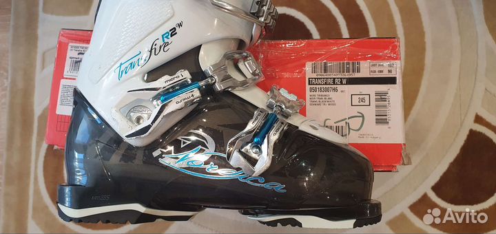 Горнолыжные ботинки, женские 24,5