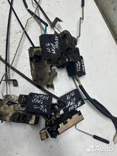 Замок двери левый правый замки Lifan breez 520