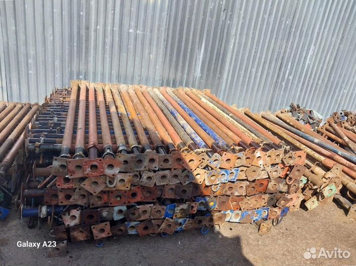 Металлические телескопические стойки