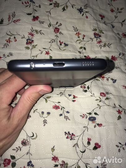 Мобильный телефон-игушка samsung