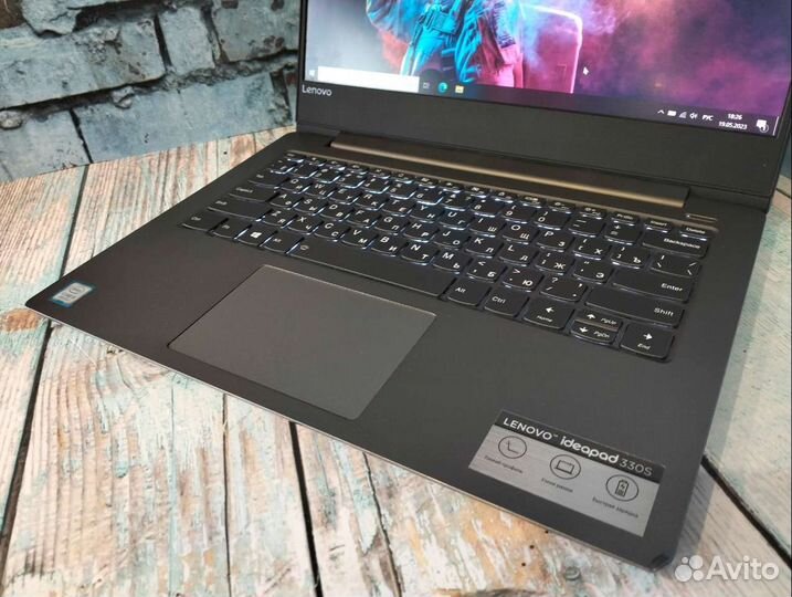 Мощный ультрабук Lenovo на i5-8250u/ RAM 8/ SSD