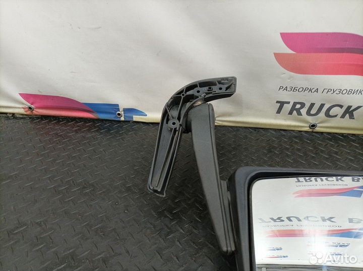 Зеркало боковое левое