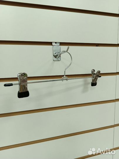 Вешалка зажим для брюк/405