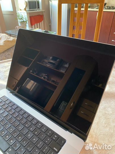 Apple MacBook Pro 16 M1